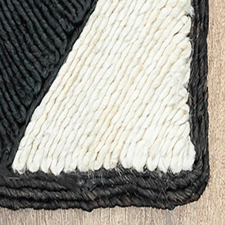 ABACA CARPETS Black & Ivory Interlocking Geometric Pattern Rug